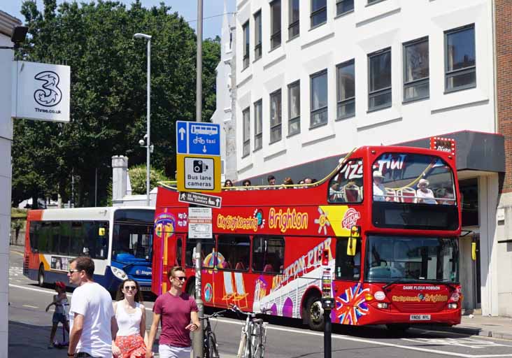 Brighton & Hove Scania N94UD East Lancs 920 City Sightseeing